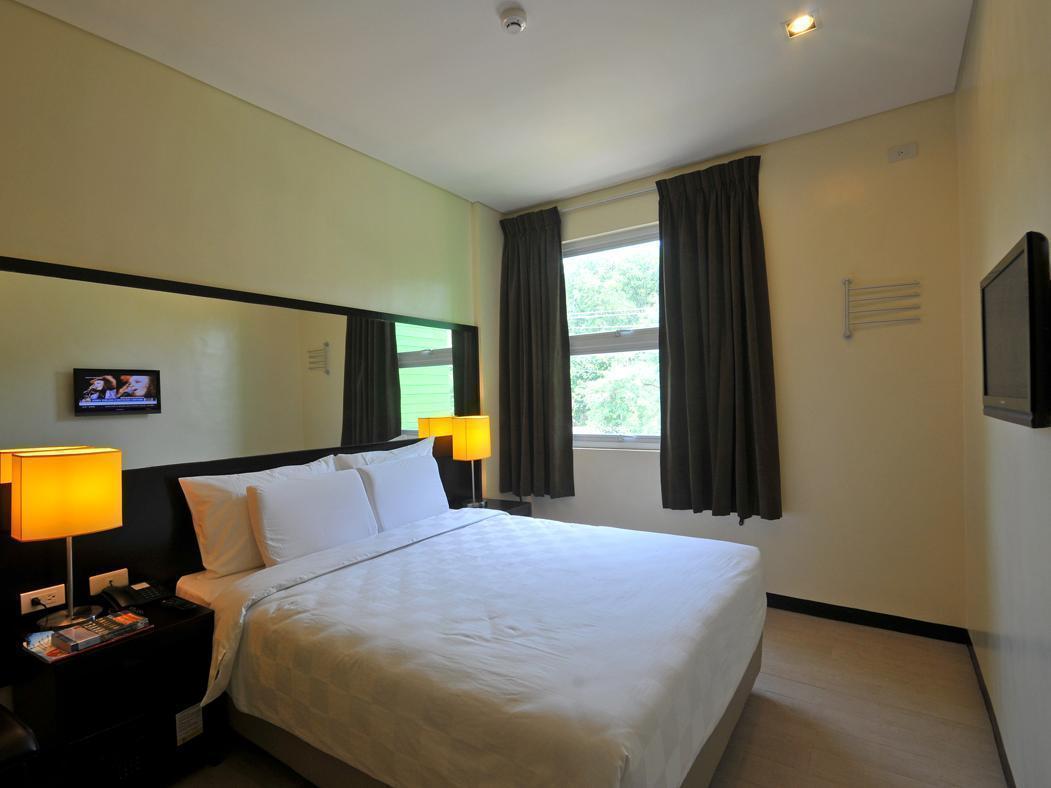 Go Hotels Bacolod Ngoại thất bức ảnh