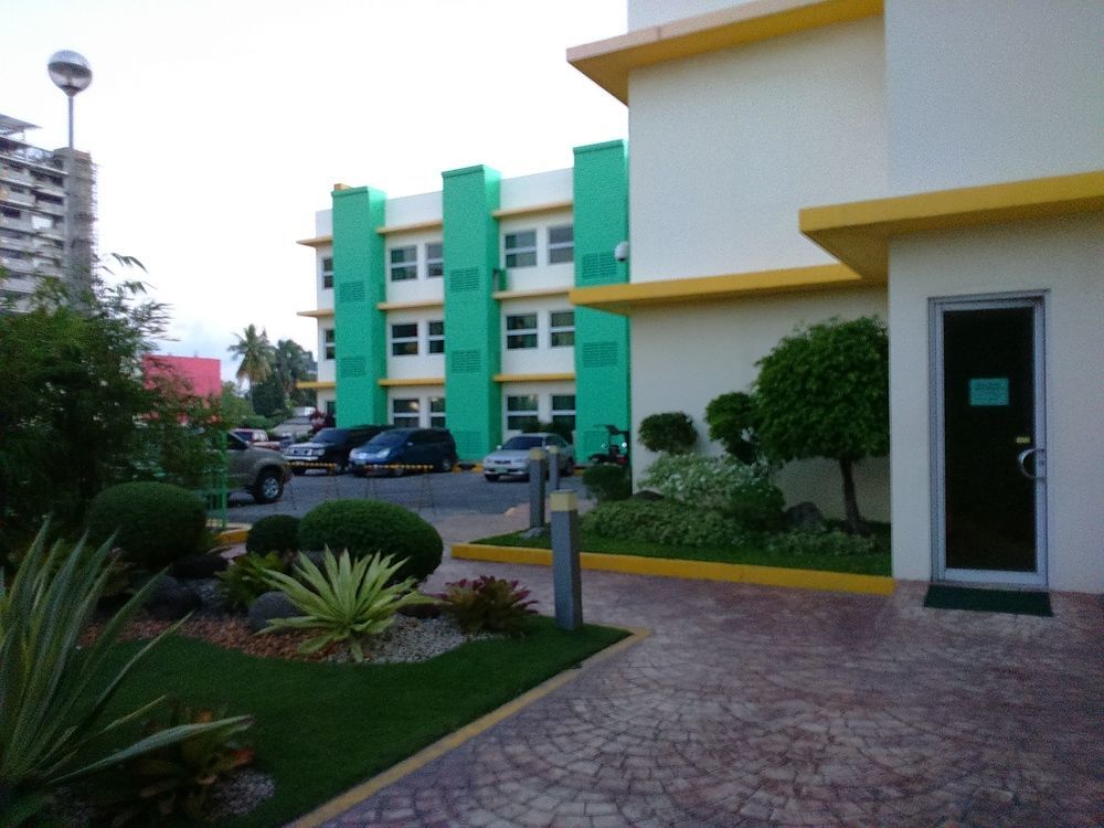 Go Hotels Bacolod Ngoại thất bức ảnh